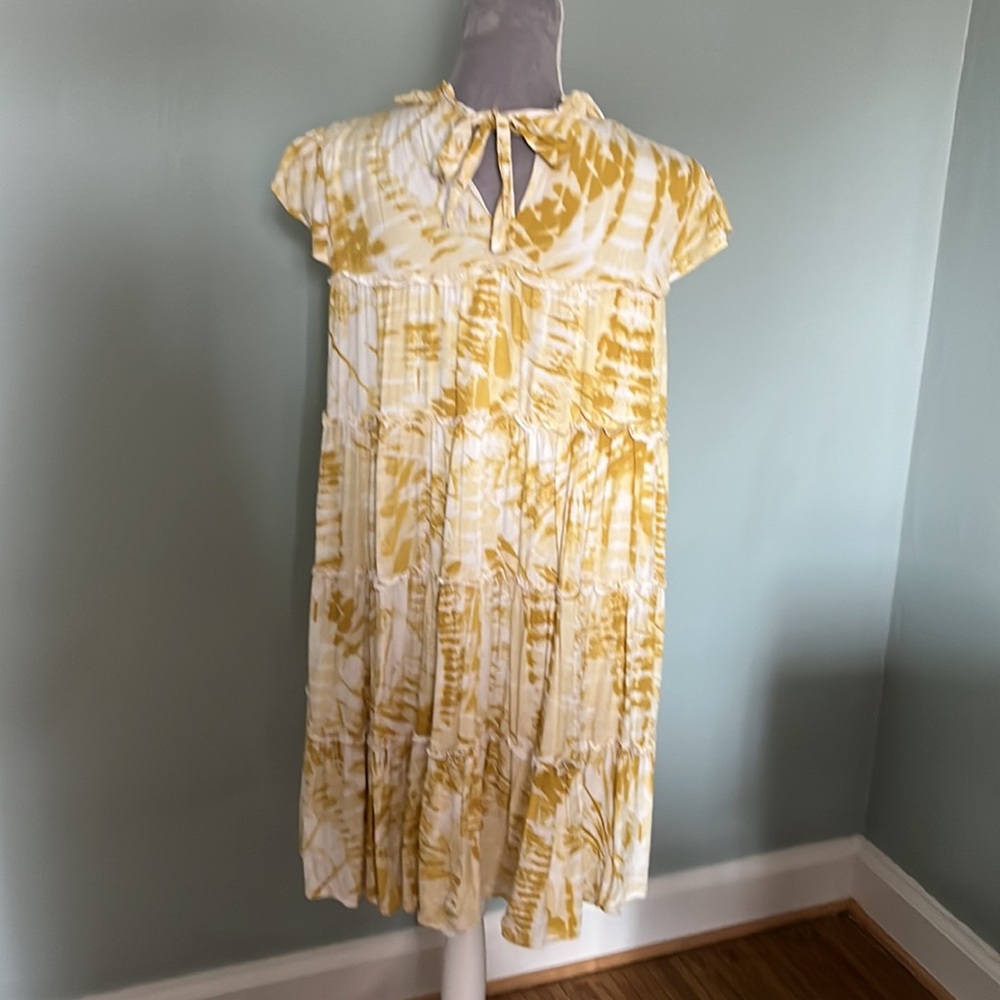 THML Dress - Picture 3 of 10